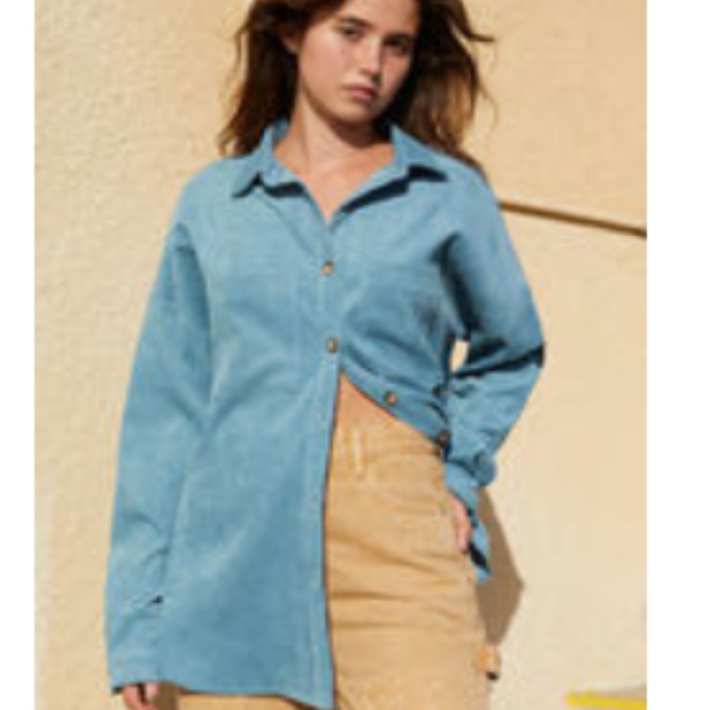Kendall & Kylie Long Sleeve Boyfriend Button Up Shirt
XS